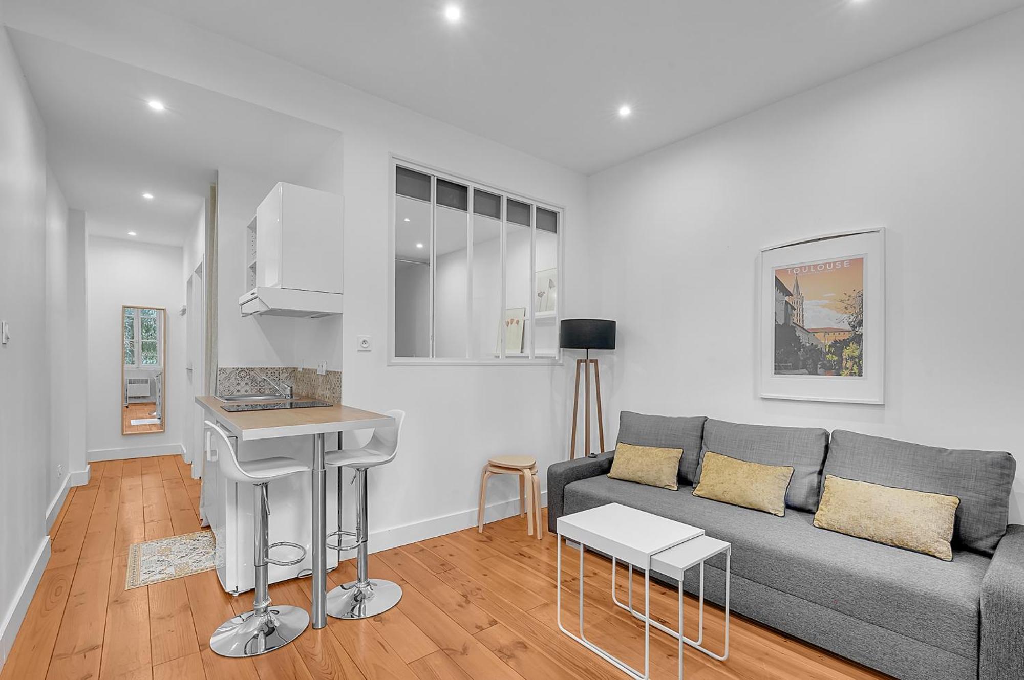 Le Cosy - T2 Hypercentre Au Calme Avec Parking Apartment Toulouse Luaran gambar